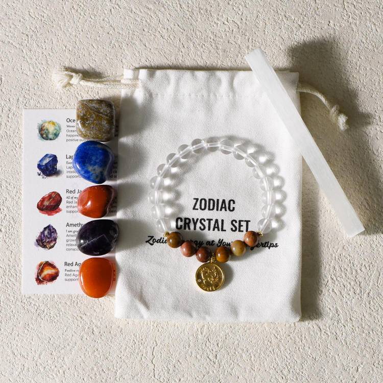 Zodiac Bracelet Gift Box - Dream And Brush Crystals